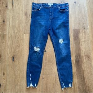 Free People Raw Hem Distressed Skinny Jeans Size 30